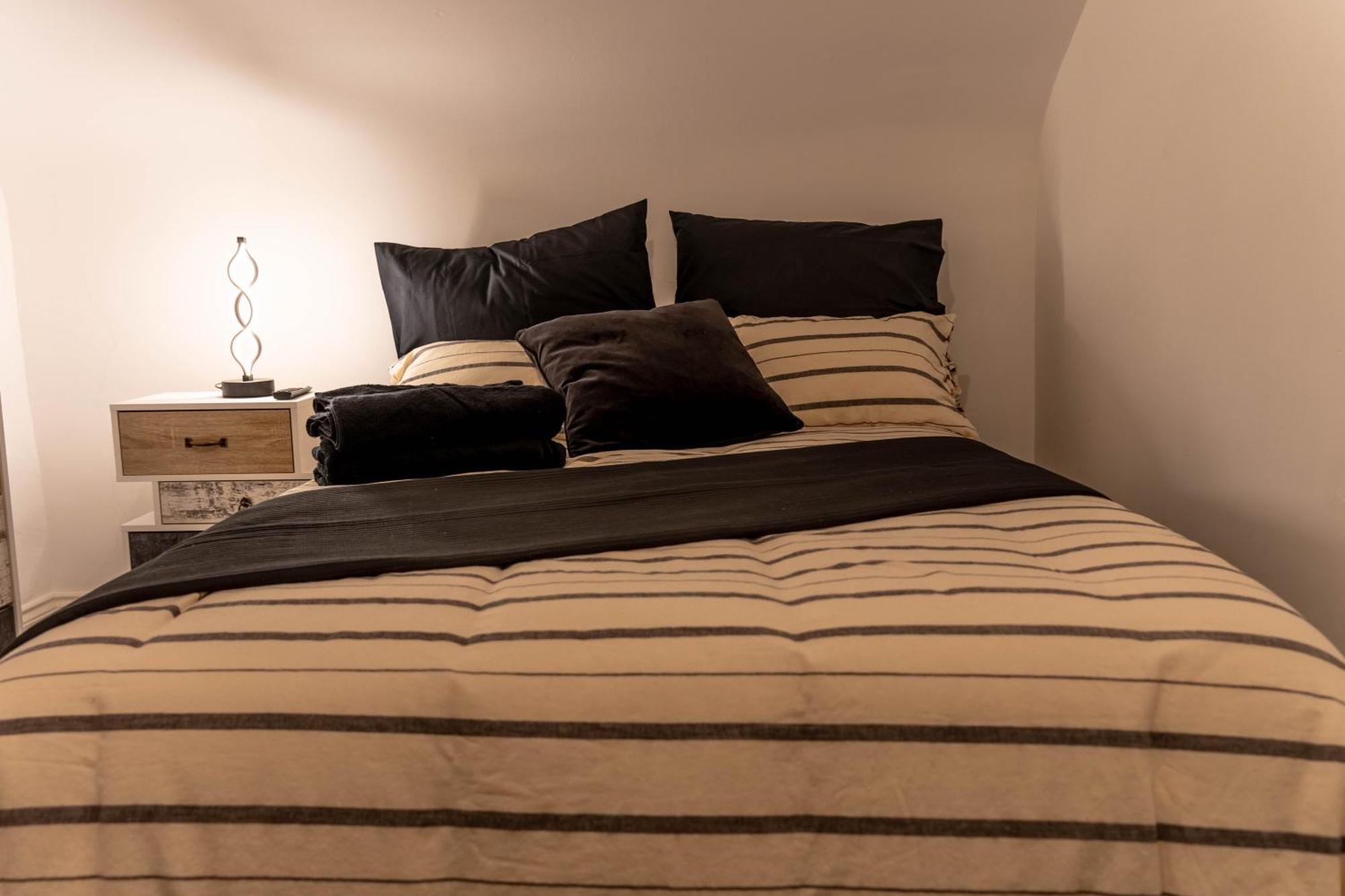 Lodging In Carrickfergus Centre Екстер'єр фото